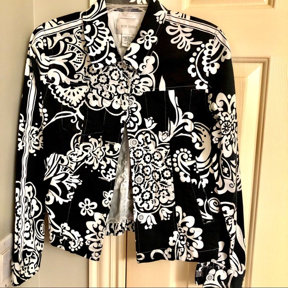 🌸 Erin London black and white paisley jacket - Picture 2 of 5